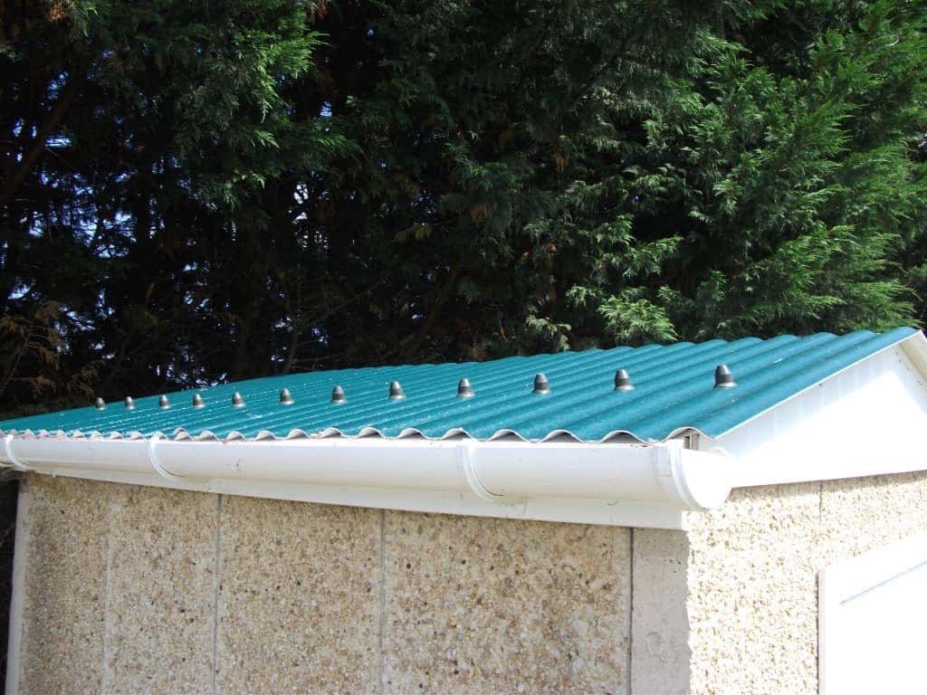 Fairford Concrete Shed & workshops - Image of Fairford Concrete Shed - Image of the Fairford Shed Roof in green