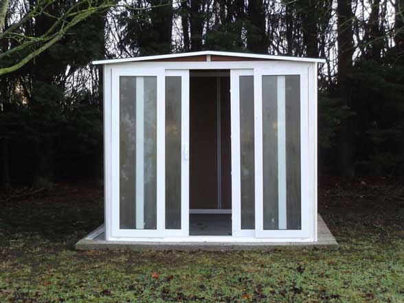 Modena Garden Room with doors open